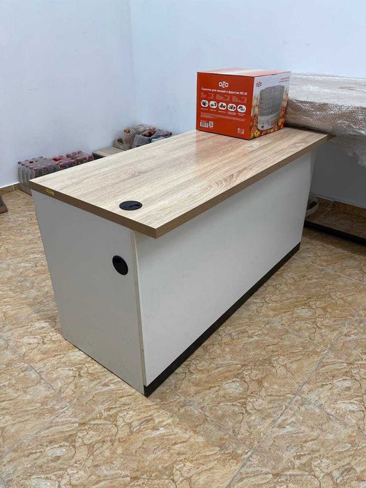 Офисный стол шкаф