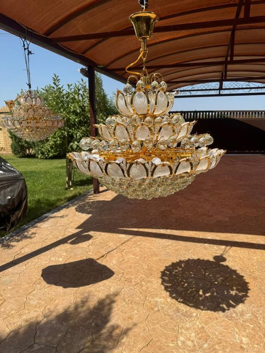 Продам 2 люстры за 40 тыс