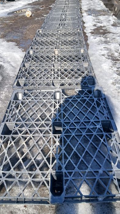 Поддон пластассовый