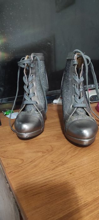 Женские полусапожки