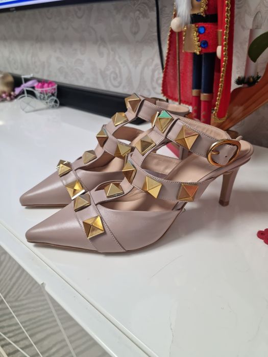 Pantofi VALENTINO Piele.