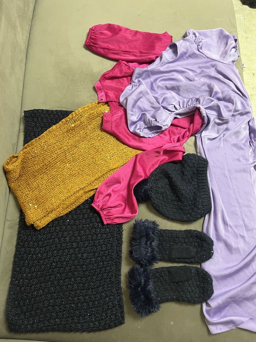 6 штук ОДЕЖДЫ  продам за 5 000