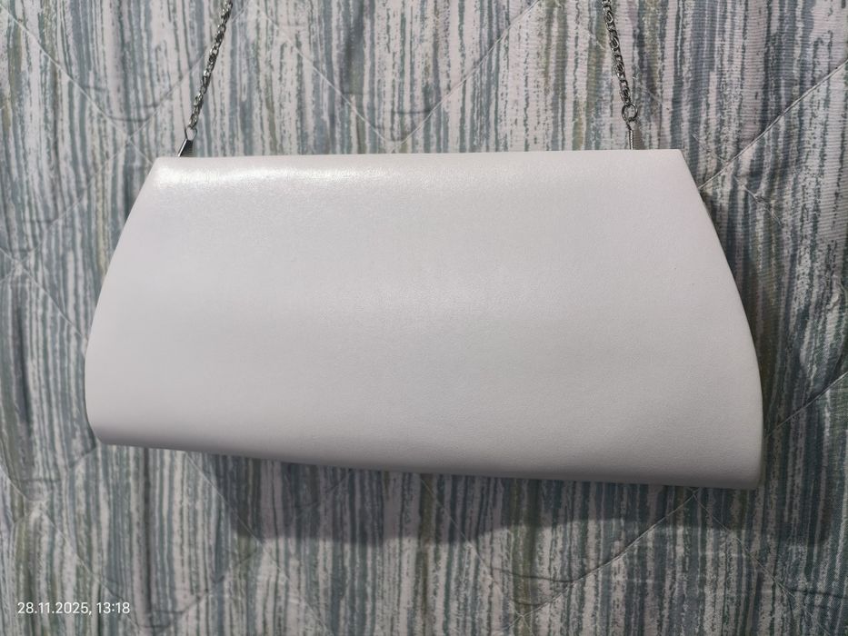 Абитуриентски рокли