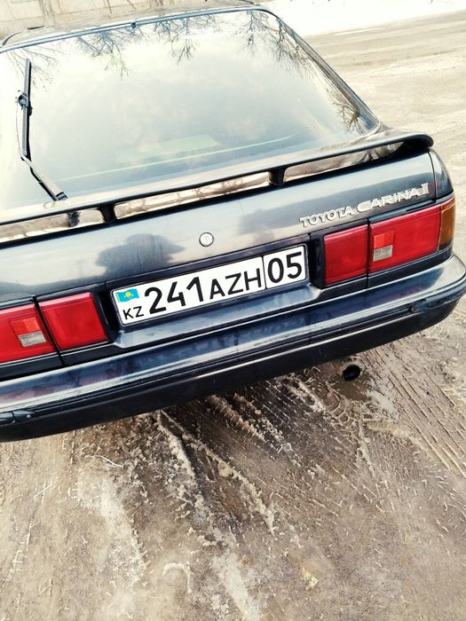 Тойота Карина 1991