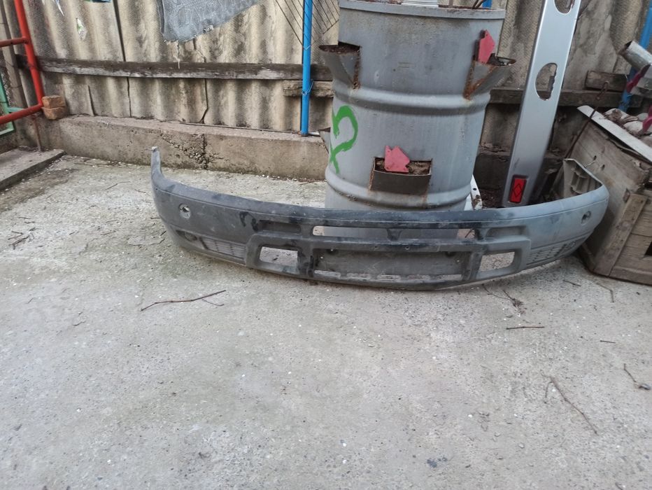 Радиаторная решетка и бампер