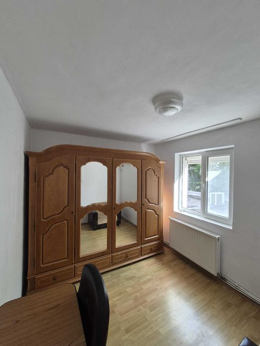 Inchiriez apartament Alba Iulia locatie buna