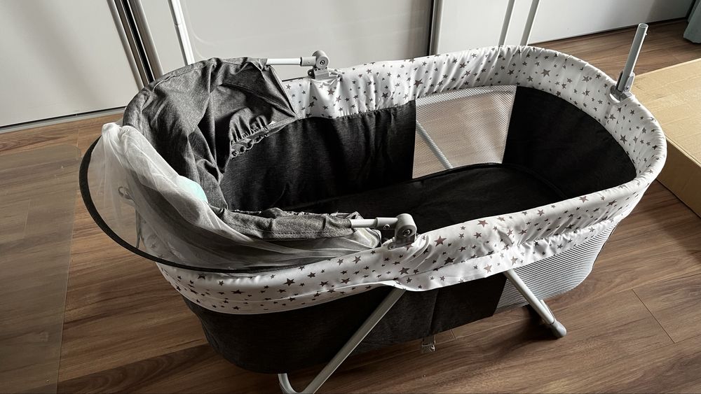 Patuturi electric pentru bebelusi, cu functie de leagan