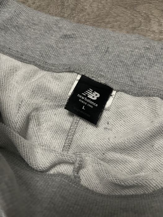 Дрехи на New Balance и Lacoste