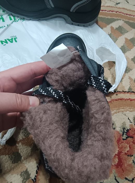 Спец ботинка сатылады