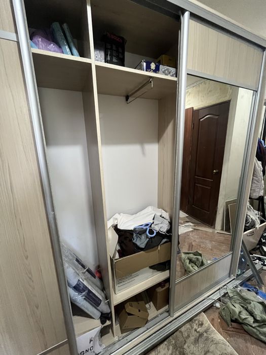 Продам прхожный шифонер