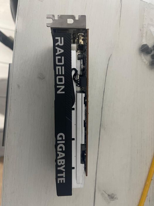 Placa video rx 6400 low profile