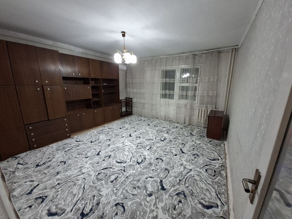 Kvartiraga qizlar kerak