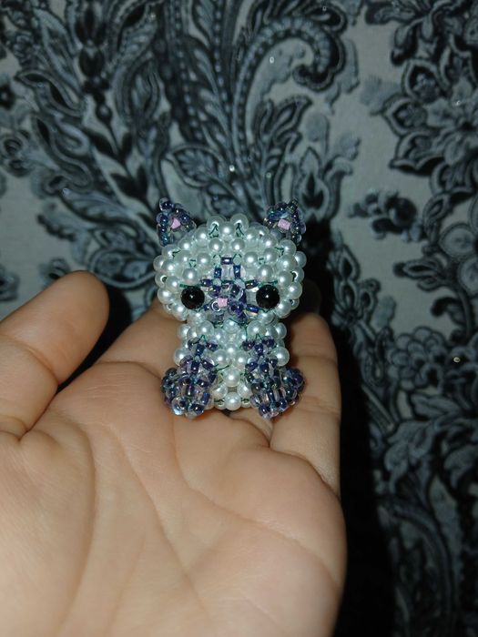 Игружка котик из бисера, своими руками