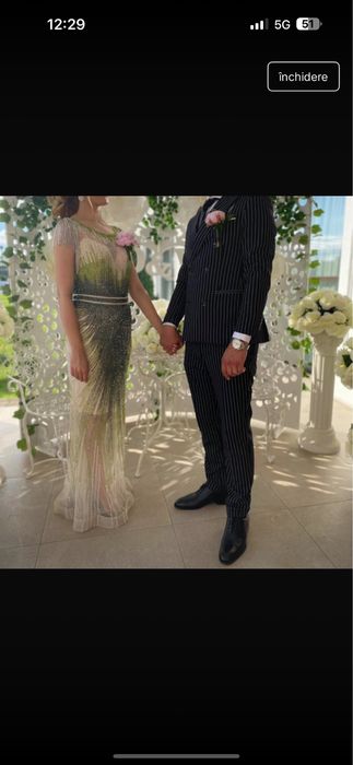 Vand rochie eleganta de nasa