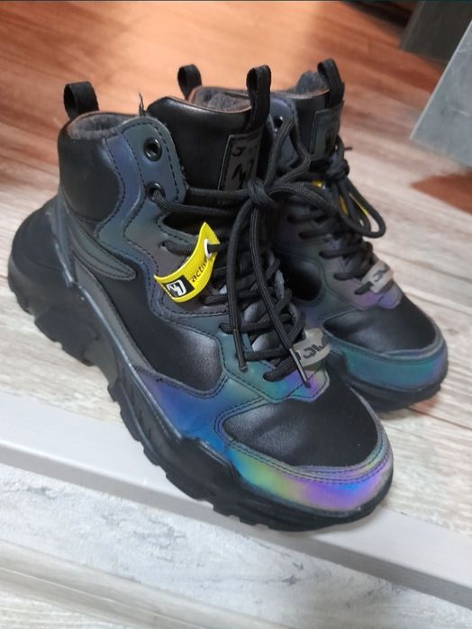 Демисезонные ботинки для девочки