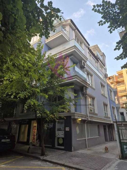 Двустаен под наем -Общината, Варна