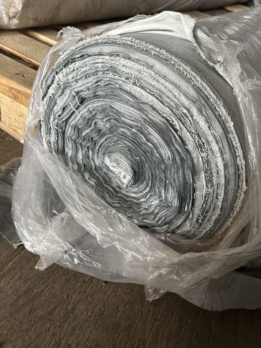 Бесшовные тканевые обои