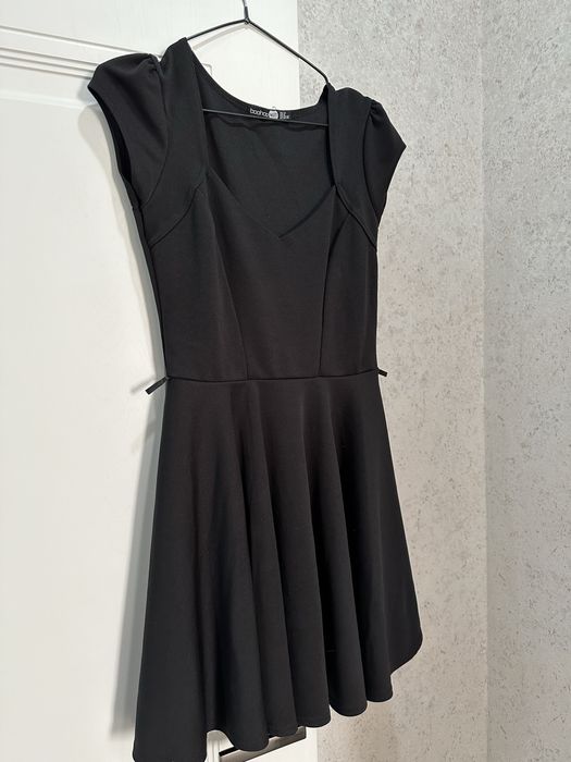 Продам платья в прекрасном состоянии