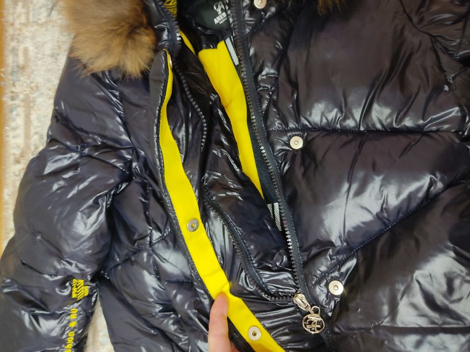 Зимняя очень теплая куртка 8-10 лет