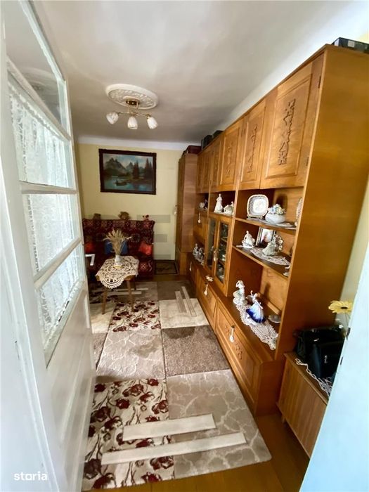 RECO Casa cu 3 camere in Rogerius