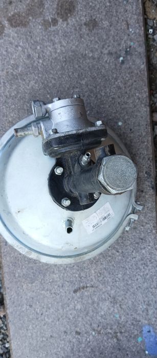 Вакуумный усилитель тормозов