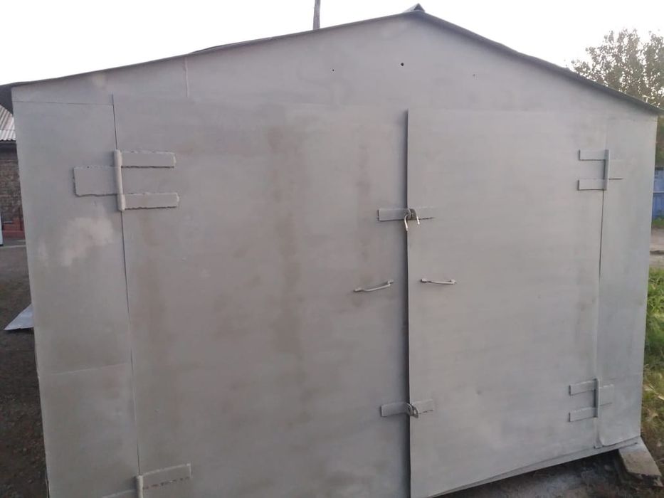 Продам гаражи металлические