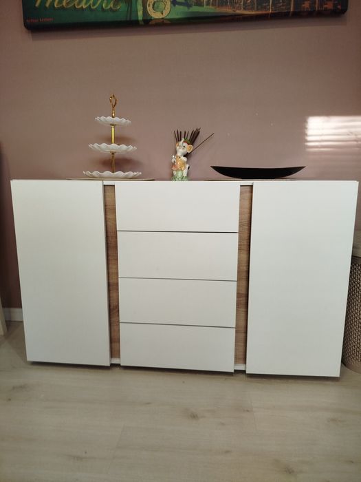 Скрин Омония бяло гланц