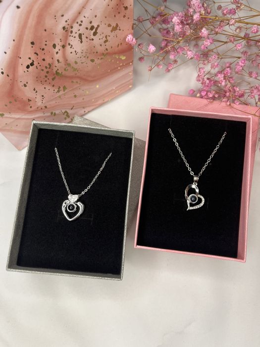 Проекционный кулон с признанием на 100 языках мира