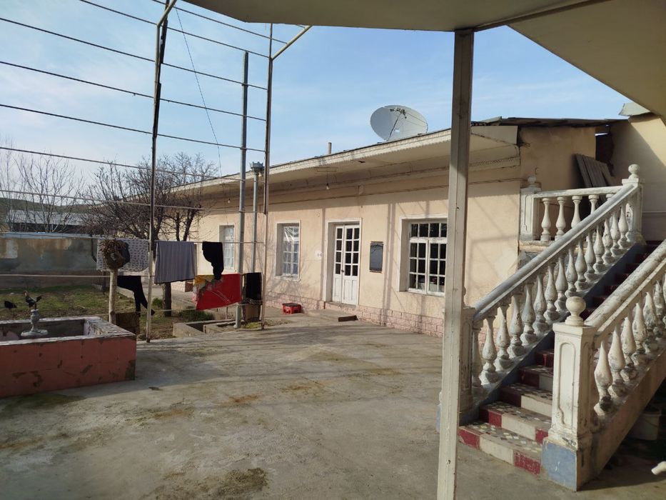 Черняевка (Гишткуприк) да участок срочно сотилади