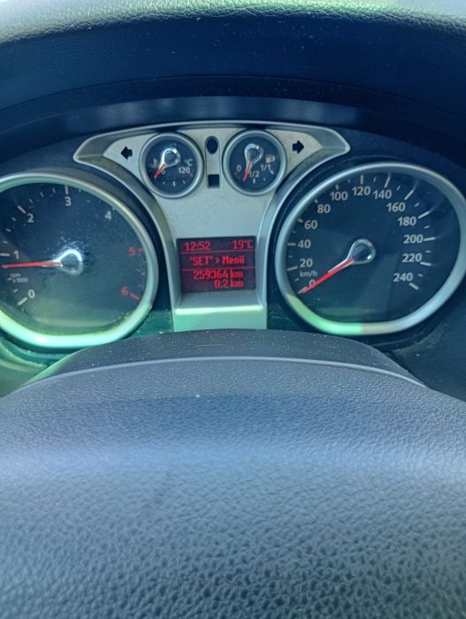 FORD Focus 2011 — imagine 3
