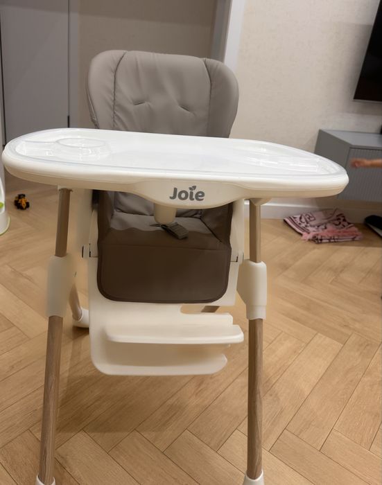 Стульчик для кормления joy