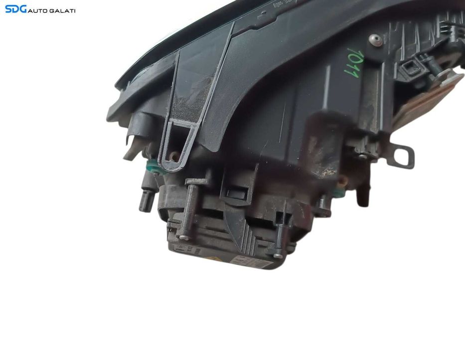 Far Stanga Led Xenon Cornering Echipat cu Modul Calculator Droser Volkswagen Touareg 7P 2010 - 2014 Cod 7P2941751 8K0941597E 8U0941329 [B4662]
