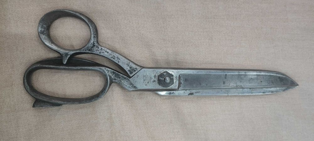 Лот:"J.Nowill & Sons Sheffield" и "Robert Schaaf" - Solingen №9 и"B&S"