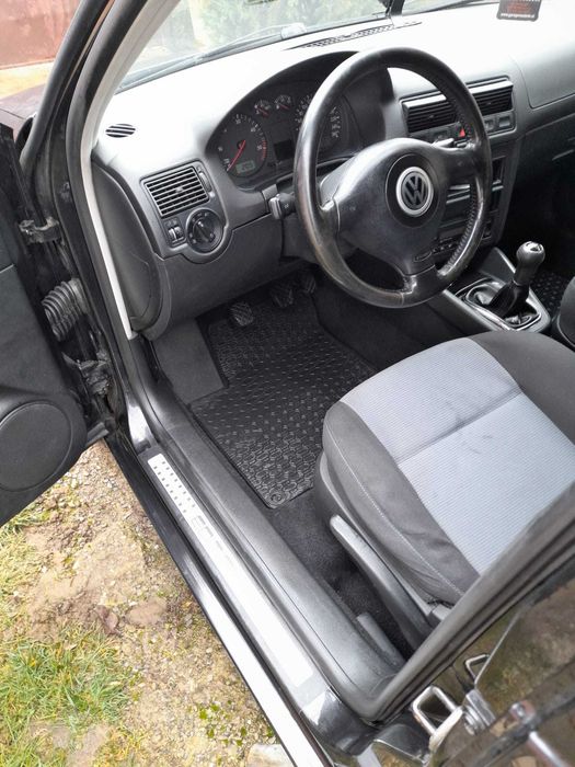 Vw Golf 1.9 TDI AXR