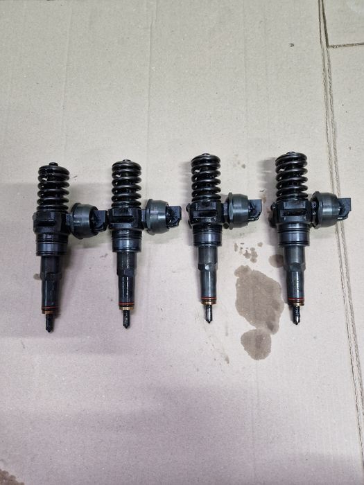 Injectoare Volkswagen Caddy 2.0 SDI Cod 080BX