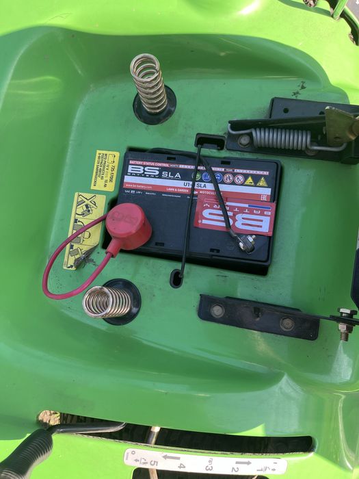 Tractoras de gazon/iarba