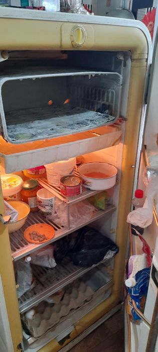 Продам холодильник