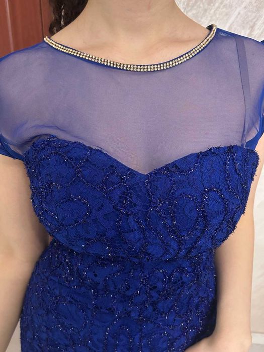 Официална къса рокля