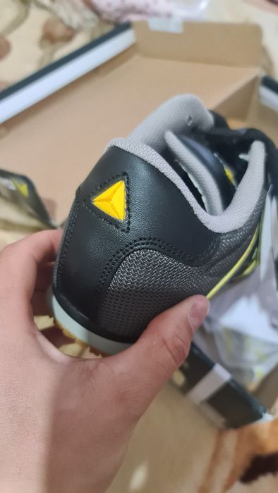 Спец обувь фирмы Delta plus.Размер 39.