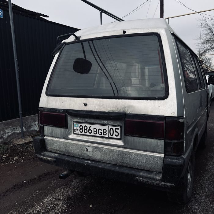 Nissan vanette 2.0 91год