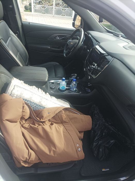 Продам автомобиль TREVERS