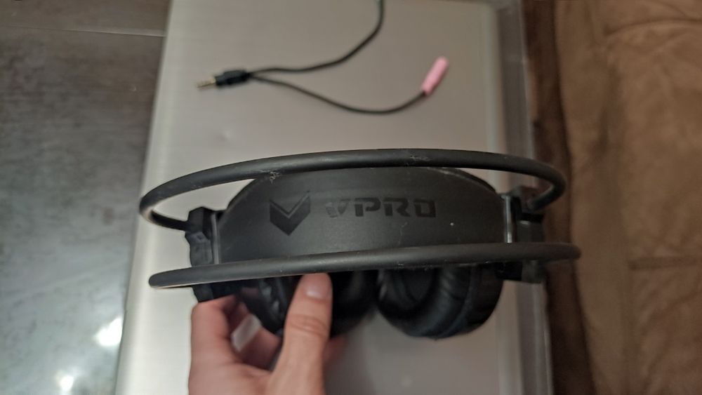 Геймърски слушалки със страхотен звук! С подцветка!