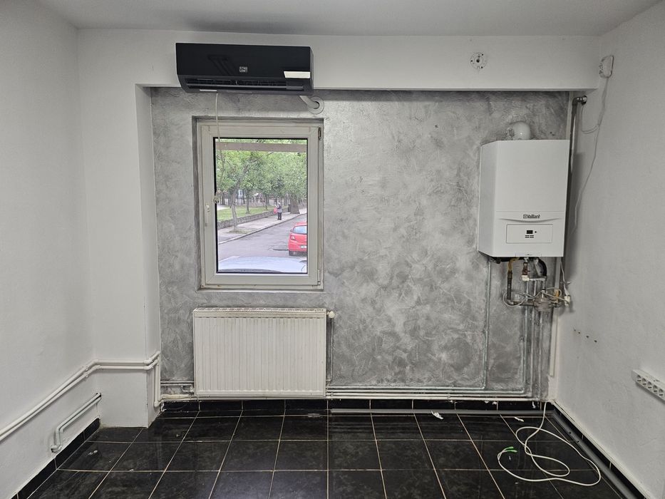 Spațiu comercial de închiriat