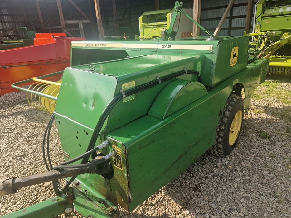 Presă balotiera John Deere 342