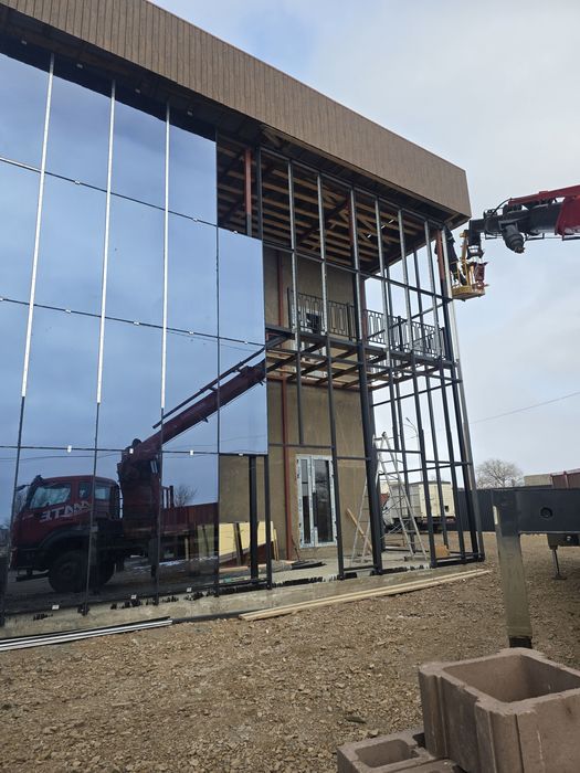 Окна двери витражи