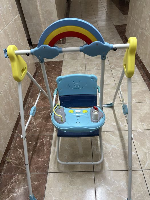 Продам детскую качелю