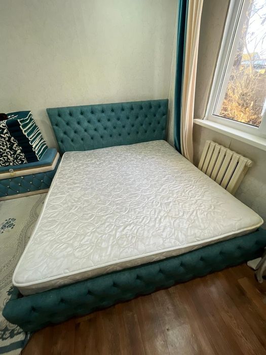 Кровать отличная состояния