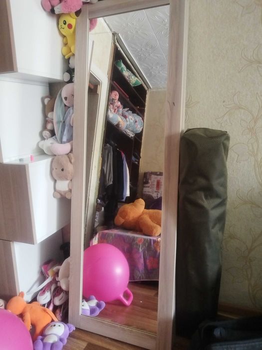 Отдам бесплатно зеркало