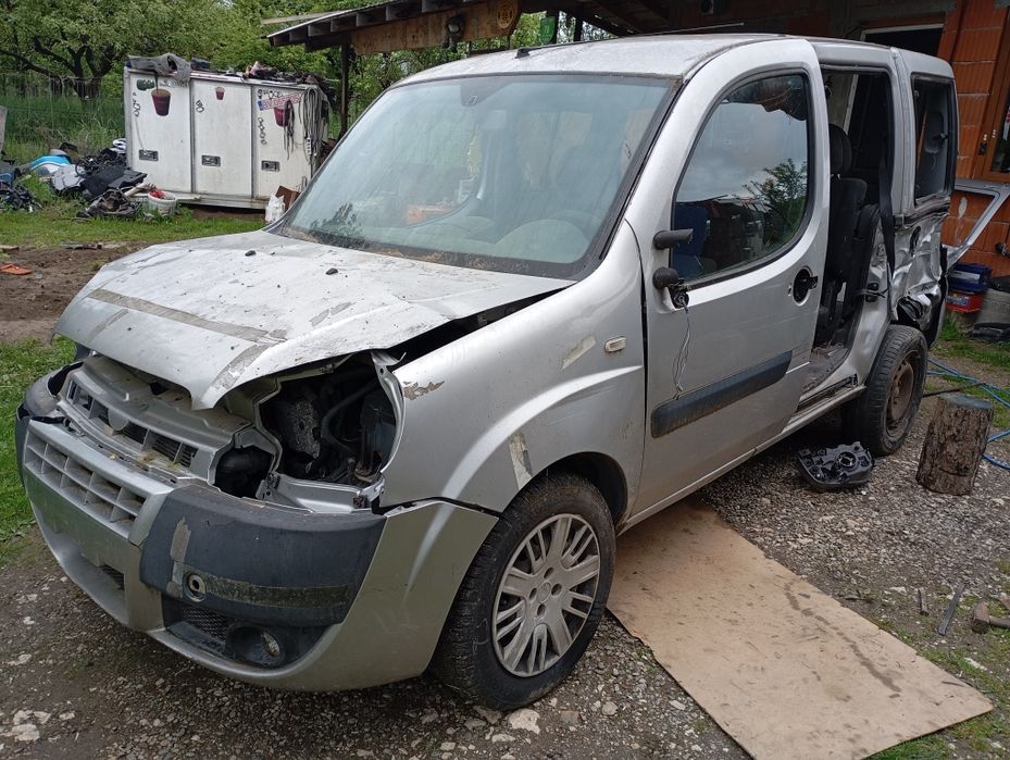 Fiat Doblo Aripa Usa Capota Far Geam Oglinda