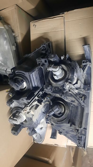 BMW 3 e46 - оригинални фарове